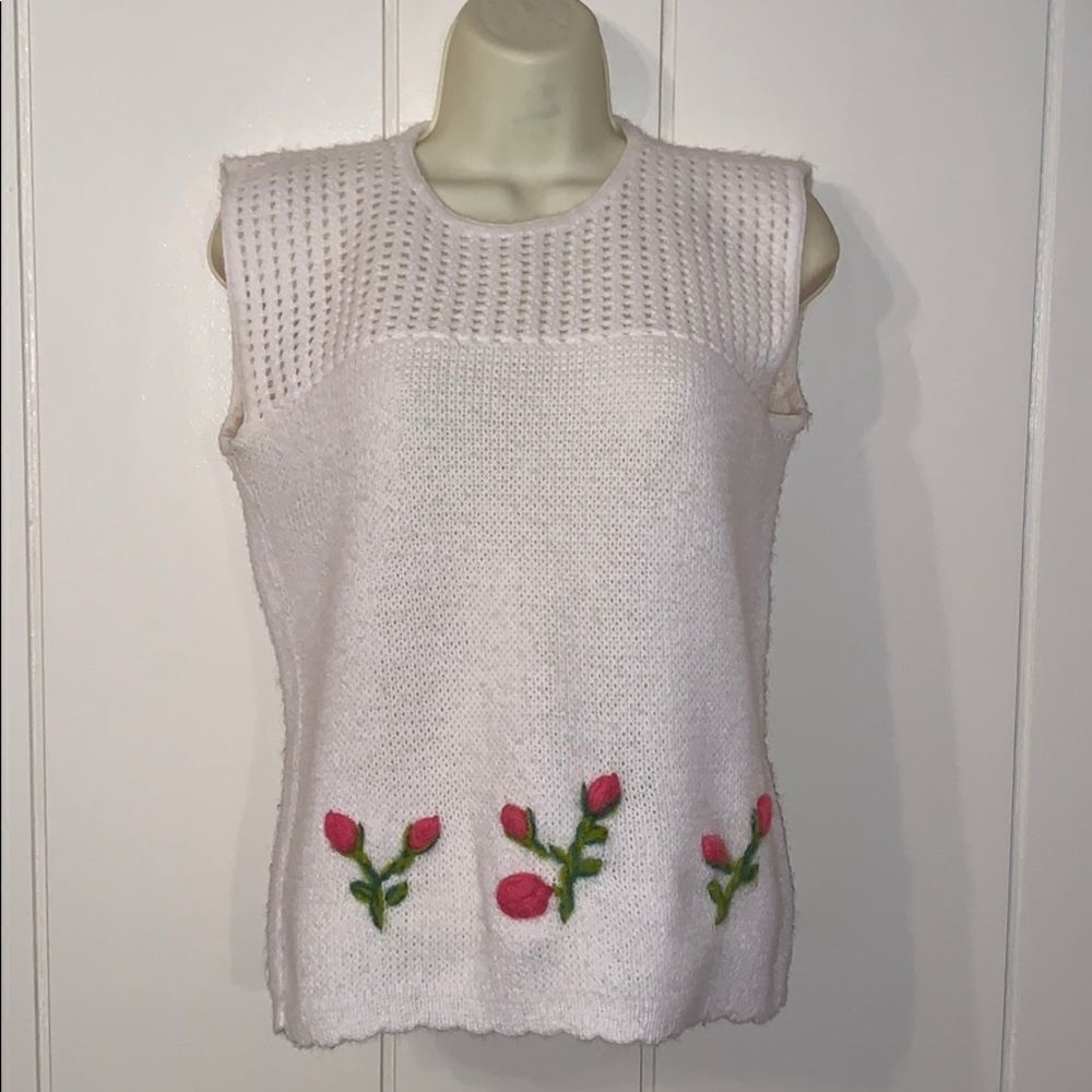 Vtg 70s/80s rose embroidered acrylic sweater vest‎